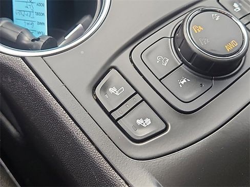 Used 2024 GMC Terrain SLT image 20