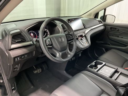 Used 2026 Honda Odyssey EX-L image 18