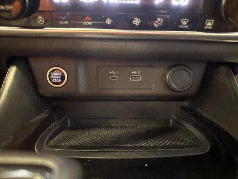 Used 2023 Nissan Rogue SL w/ SL Premium Package AWD/4WD image 17