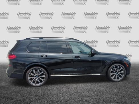 Used 2021 BMW X7 xDrive40i w/ M Sport Package AWD/4WD image 11