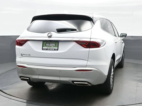Used 2022 Buick Enclave Essence AWD/4WD image 7