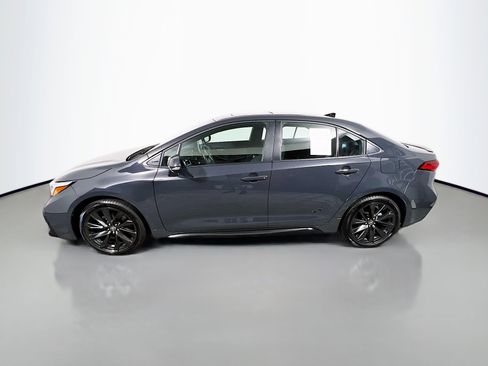 Used 2025 Toyota Corolla XSE image 9