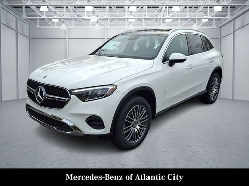 New 2026 Mercedes-Benz GLC 300 4MATIC image 2