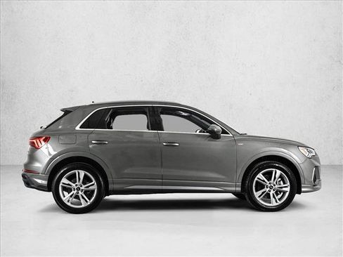Certified 2024 Audi Q3 2.0T Premium Plus w/ Premium Plus Package image 4