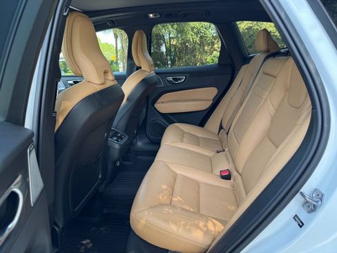 Used 2019 Volvo XC60 T6 Inscription w/ Protection Package AWD/4WD image 12
