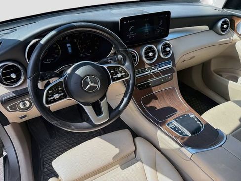 Used 2020 Mercedes-Benz GLC 300 4MATIC image 9
