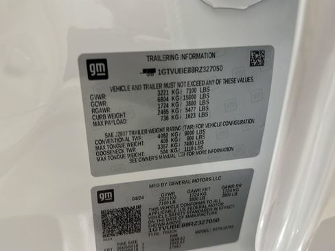 Used 2024 GMC Sierra 1500 SLE image 31