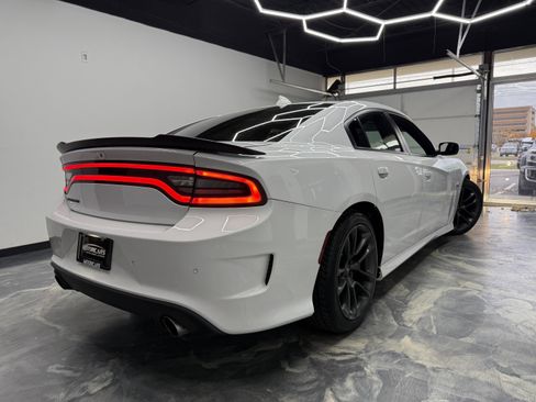 Used 2020 Dodge Charger Scat Pack image 5