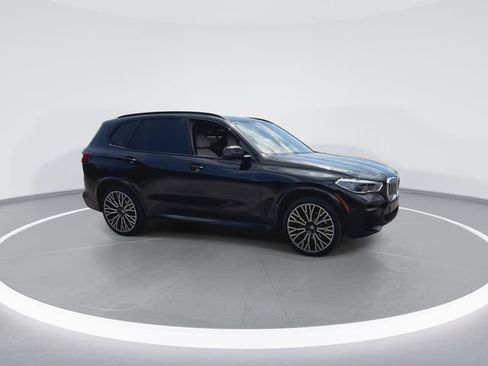Used 2022 BMW X5 xDrive40i w/ M Sport Package AWD/4WD image 13