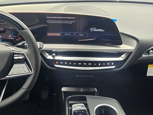 New 2026 Cadillac Lyriq Luxury RWD image 17