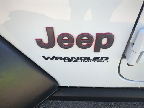Used 2021 Jeep Wrangler Unlimited Rubicon image 14