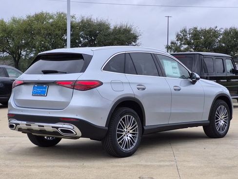 New 2026 Mercedes-Benz GLC 300 image 4