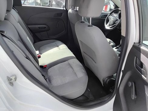 Used 2017 Chevrolet Sonic LT image 8