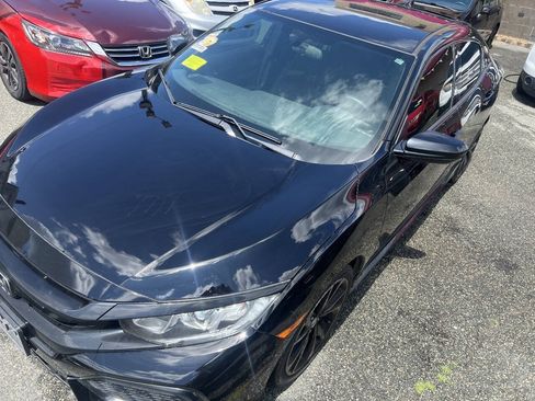 Used 2017 Honda Civic Sport image 19