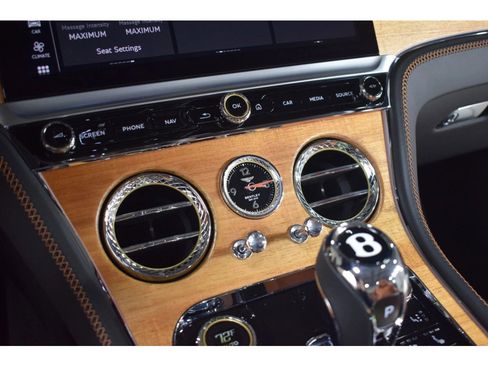 Certified 2023 Bentley Continental GT V8 AWD/4WD image 34