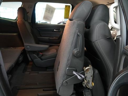 Used 2014 Chevrolet Traverse LT FWD image 32