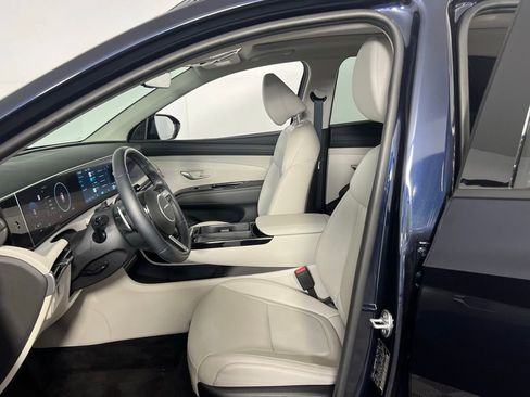 Used 2025 Hyundai Tucson Limited image 23