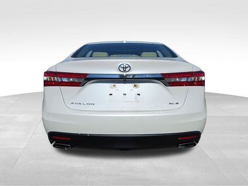 Used 2015 Toyota Avalon XLE Premium FWD image 8