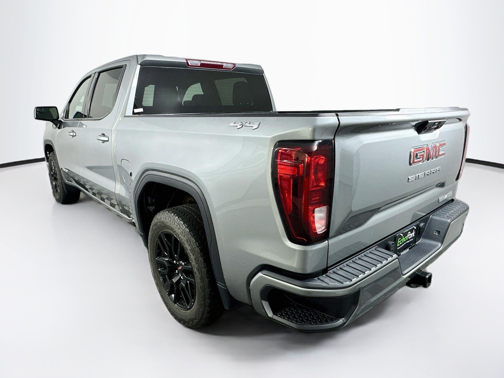 Used 2024 GMC Sierra 1500 Elevation AWD/4WD image 5