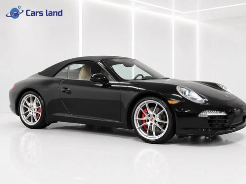 Used 2015 Porsche 911 Carrera S RWD image 2
