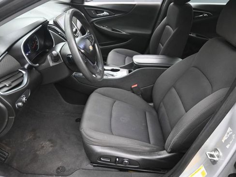 Used 2019 Chevrolet Malibu LT image 13