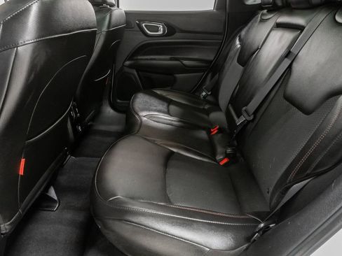 Certified 2025 Jeep Compass Trailhawk w/ Sun & Sound Group AWD/4WD image 26