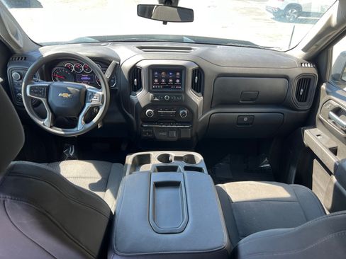 Used 2021 Chevrolet Silverado 1500 Custom w/ Safety Confidence Package AWD/4WD image 16