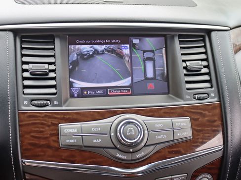 Used 2017 Nissan Armada Platinum image 22