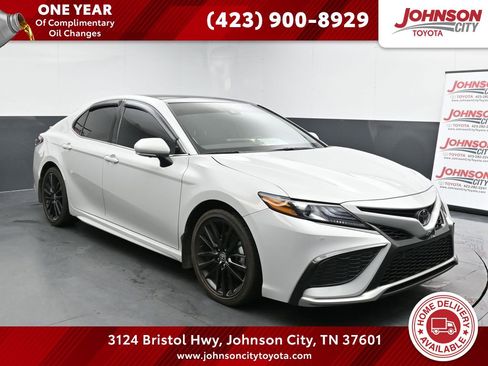 Used 2024 Toyota Camry XSE image 1
