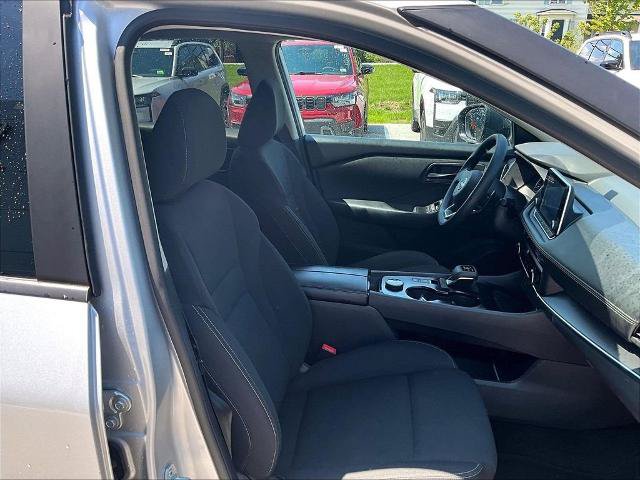 Certified 2024 Nissan Rogue S AWD/4WD image 11