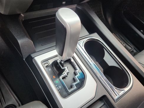 Used 2014 Toyota Tundra SR5 image 24