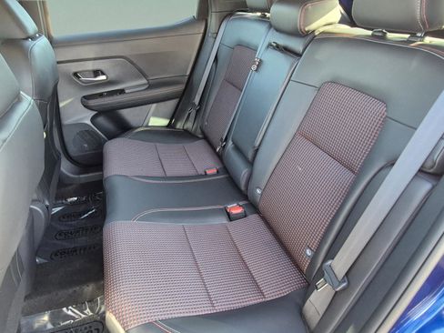 Certified 2025 Nissan Kicks SR FWD image 17