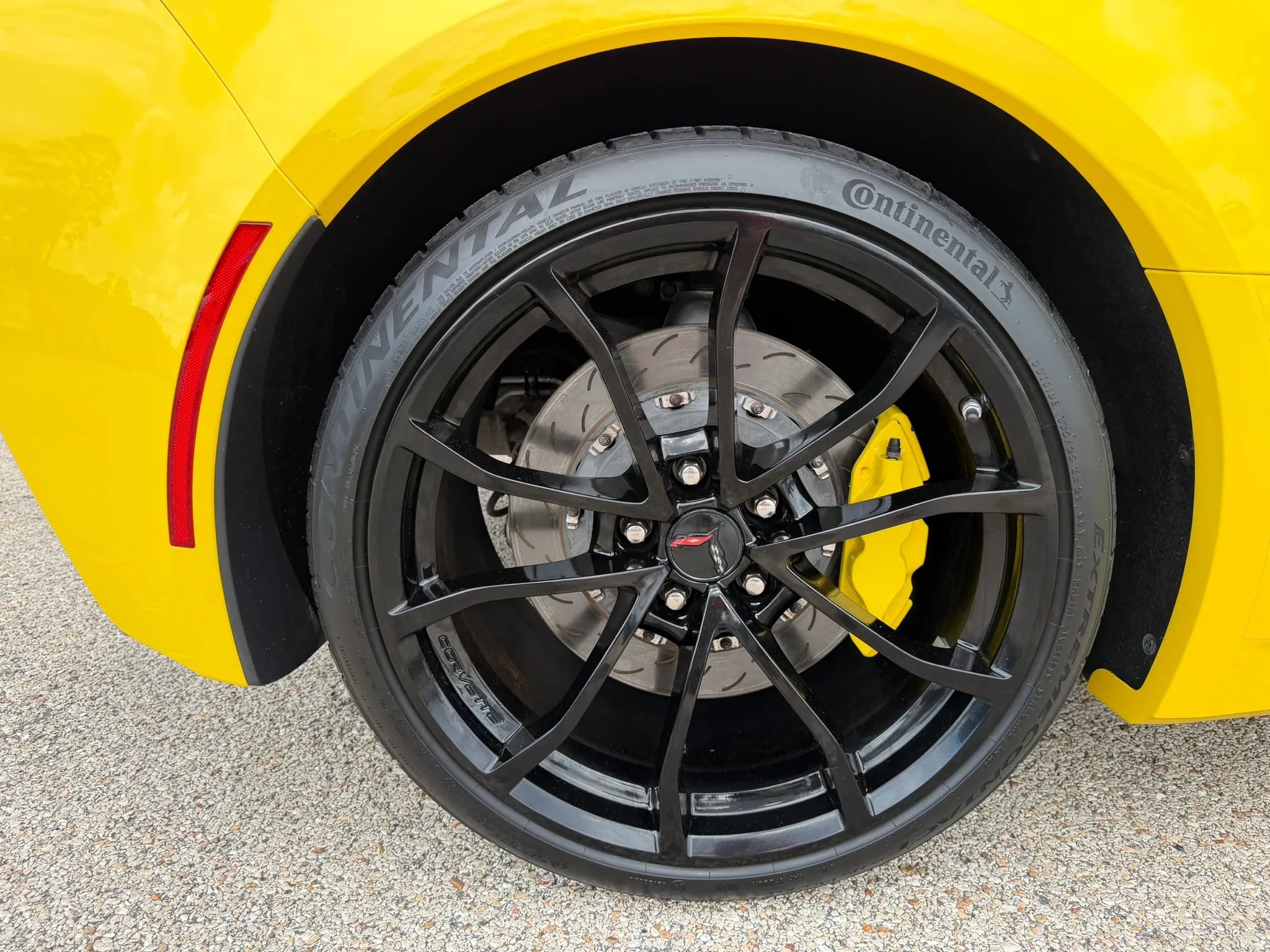 Used 2017 Chevrolet Corvette Grand Sport RWD image 13