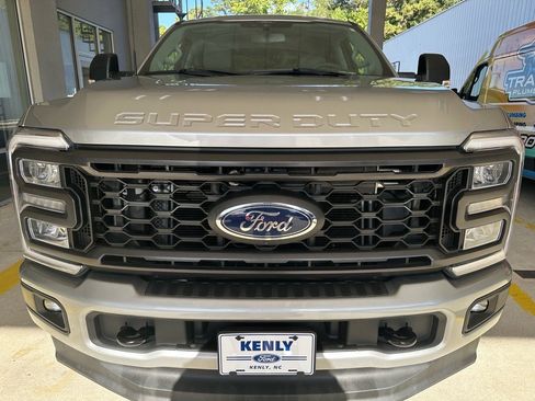 Certified 2024 Ford F250 XLT w/ XLT Premium Package image 6