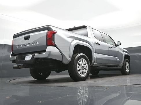 Used 2025 Toyota Tacoma SR5 RWD image 30
