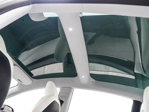 Used 2025 Tesla Model 3 Long Range RWD image 44