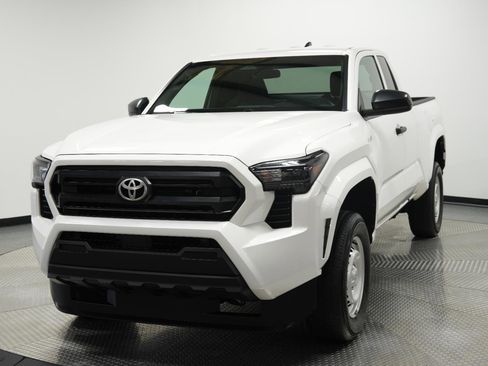 Used 2025 Toyota Tacoma SR RWD image 3