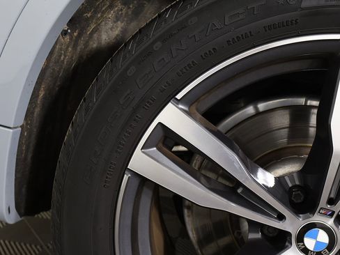 Used 2023 BMW X7 xDrive40i w/ M Sport Package image 24