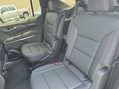 New 2026 Chevrolet Traverse Z71 w/ Enhanced Driving Package AWD/4WD image 16