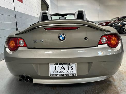 Used 2004 BMW Z4 2.5i RWD image 4