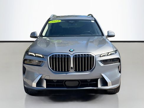 Used 2024 BMW X7 xDrive40i image 8