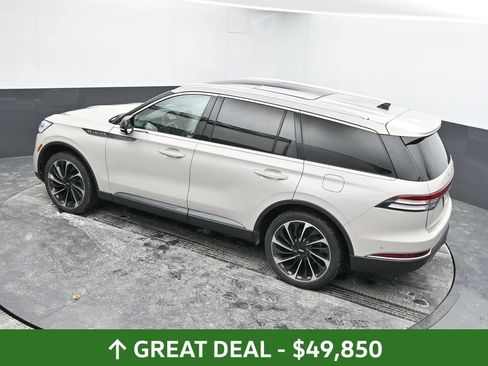 Used 2024 Lincoln Aviator Reserve w/ Equipment Group 201A AWD/4WD image 37