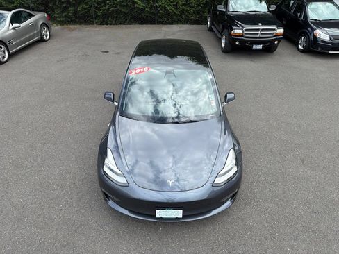 Used 2018 Tesla Model 3 Long Range AWD/4WD image 9