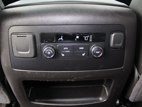 Used 2016 Chevrolet Suburban LTZ AWD/4WD image 26