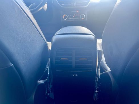 Used 2020 Ford Escape SEL AWD/4WD image 18