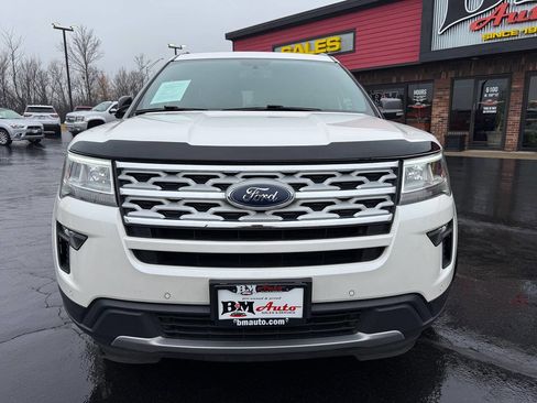 Used 2019 Ford Explorer XLT w/ Equipment Group 202A image 2
