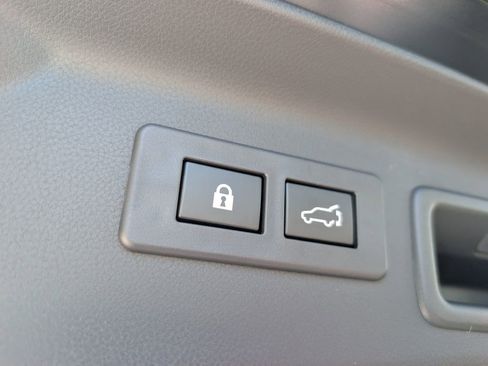 Used 2025 Subaru Forester Touring image 23