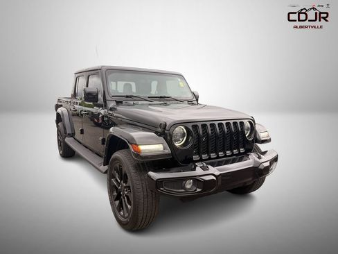 Used 2023 Jeep Gladiator Overland AWD/4WD image 1