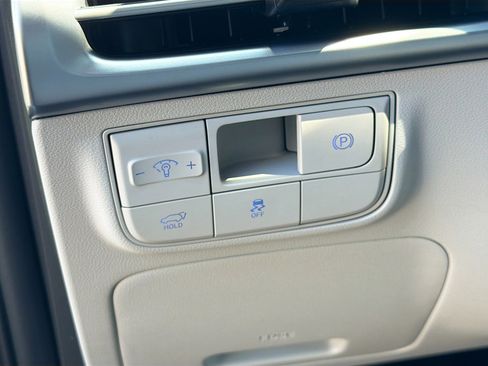 New 2026 Hyundai Tucson Limited image 34