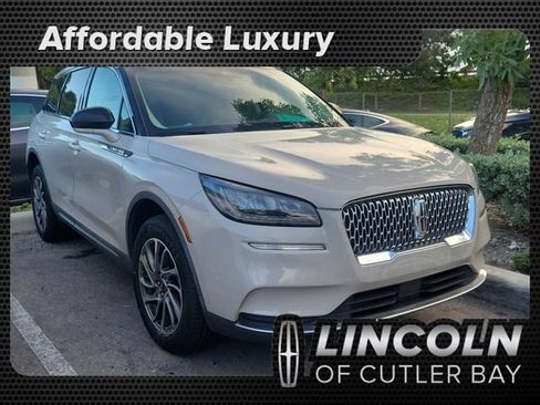 Certified 2022 Lincoln Corsair FWD image 1